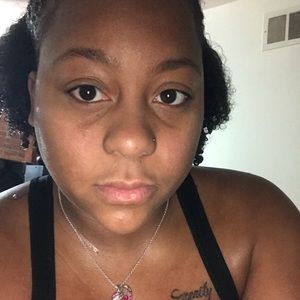 Meet your Posher, Shamira